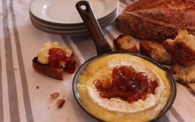 Baked Brie with Tomato Jalapeño Marmalade